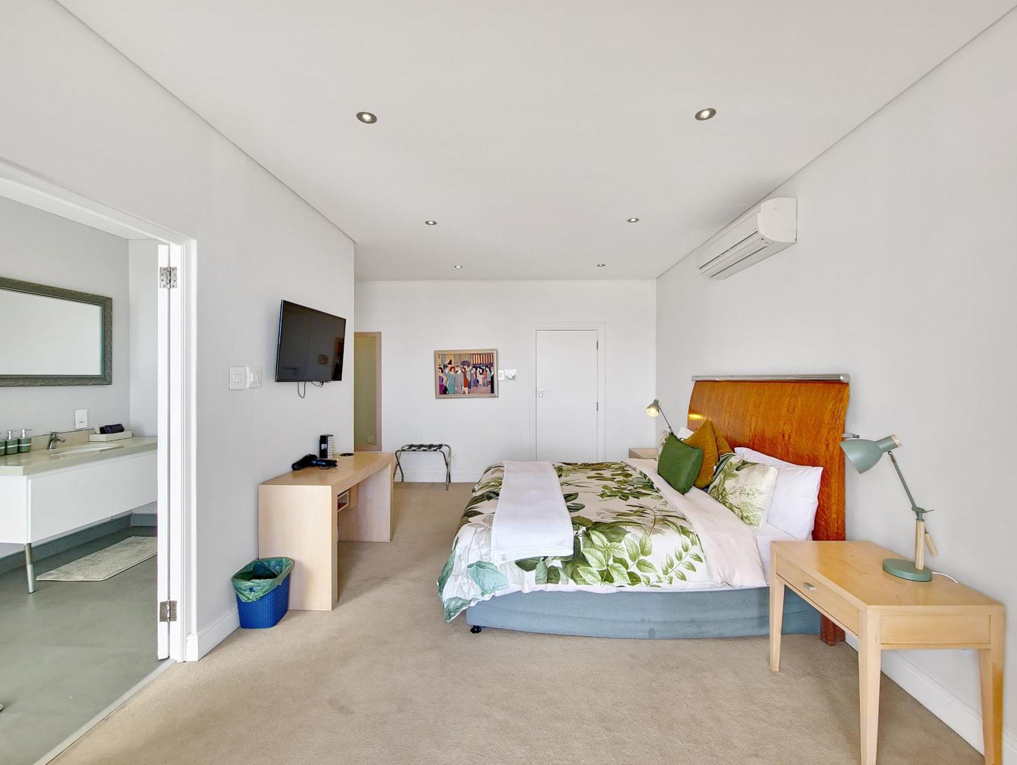 Blue Emerald Villa Cape Town