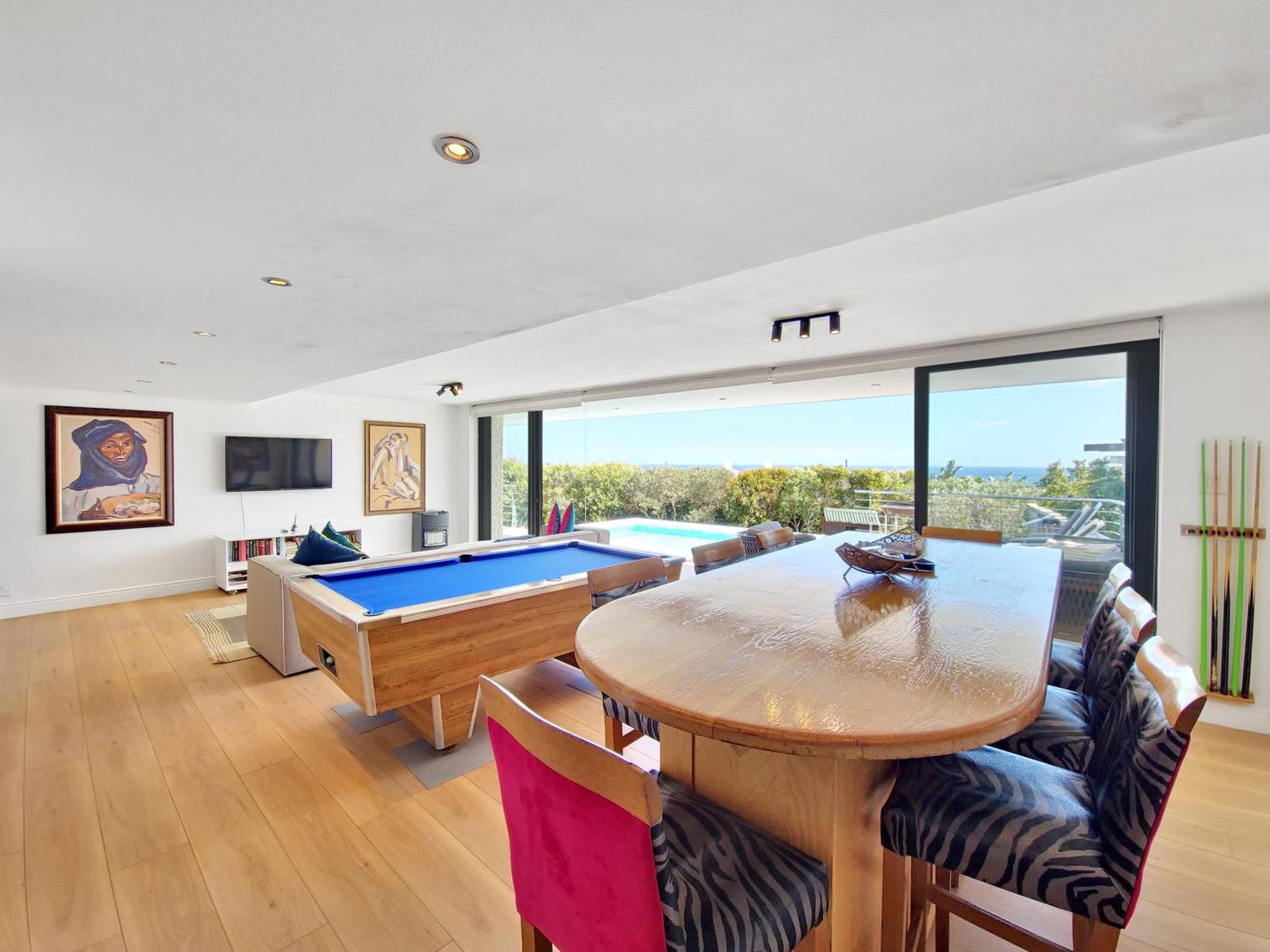 Blue Emerald Villa *